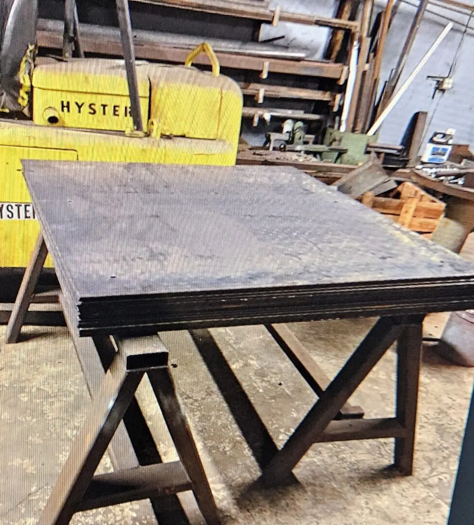 A table that is sitting in the middle of a room.